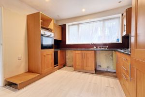 Photo 21- click for photo gallery